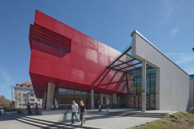 Roter Würfel der Hochschule München
